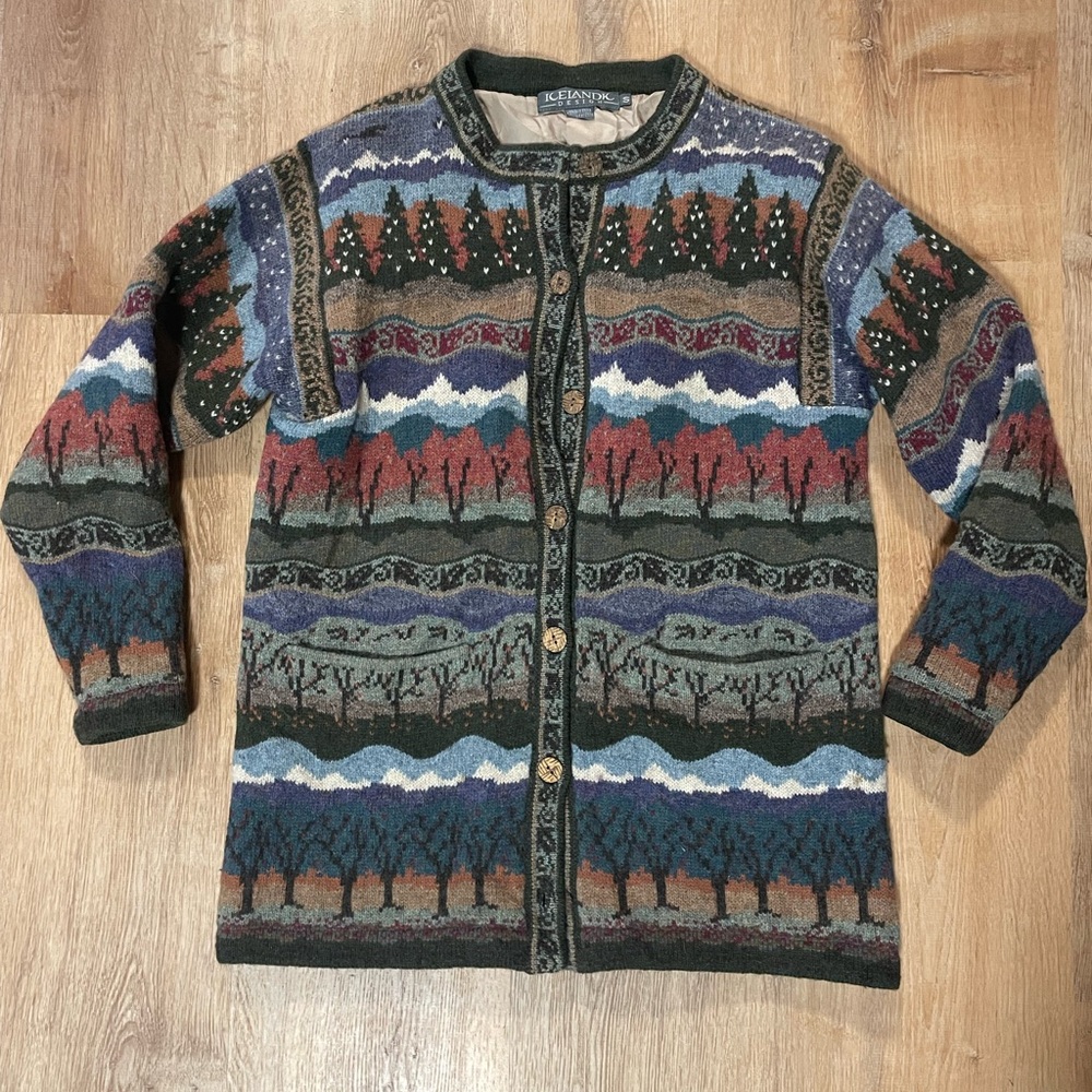 Icelandic Design Landscape Patterned Wool Cardigan